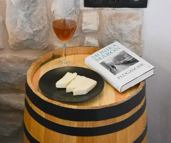 Sunshine Naxos Πλάκα