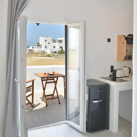Sunshine Naxos Apartment *